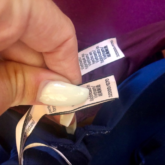 VS Bra set (32DDD) - Picture 3 of 3